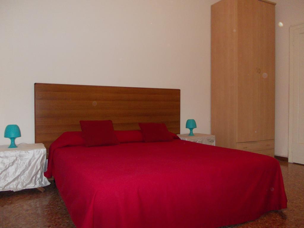 Travellers Lodge Bed & Rooms Treviso Phòng bức ảnh